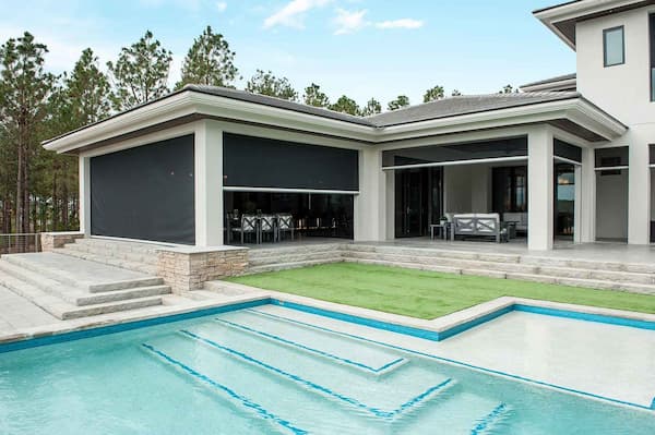 Motorized Retractable Screens In Manatee County